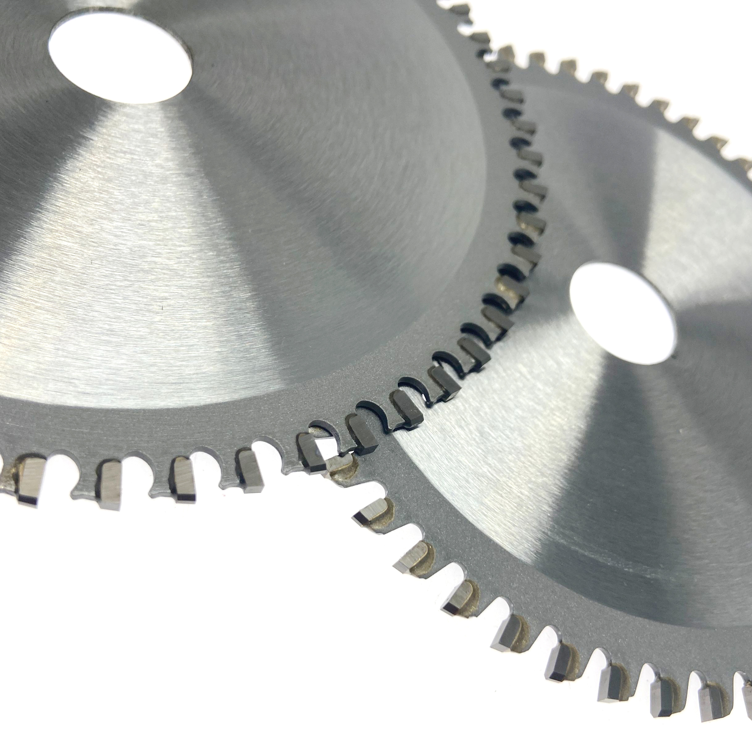 Hoja de sierra circular tct de exportación de 6 pulgadas 140 * 56T * 20 mm para cortar acero metálico